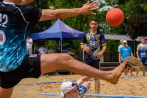 Turniej przygotowawczy Mistrzostw Małopolski w plażowej piłce ręcznej